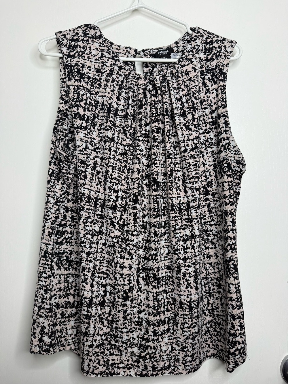 Premise Studio Black & Cream Sleeveless Blouse XL